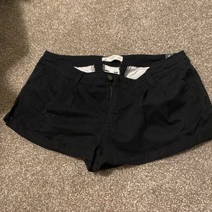 Black Abercrombie and Fitch shorts
